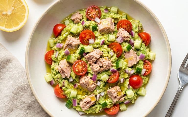 tuna-avocado-salad